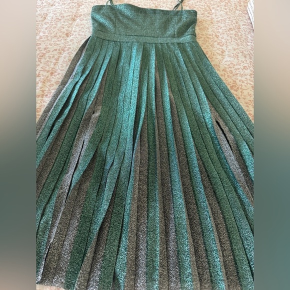 Misha Collection- NWT Metallic Green Pleated Janelle Strapless Mini Dress - Picture 7 of 7